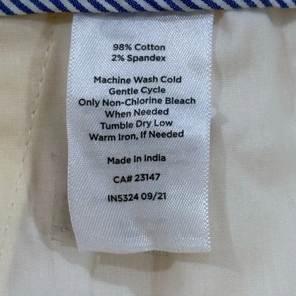 Talbots Womens Yellow Relaxed Chino Short Size 4 P - Picture 7 of 9